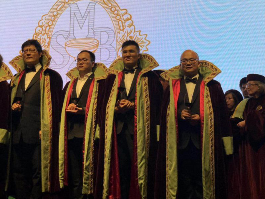 瑾瑜酒業(yè)董事長陳凱強(qiáng)先生榮膺法國波爾多左岸騎士勛章