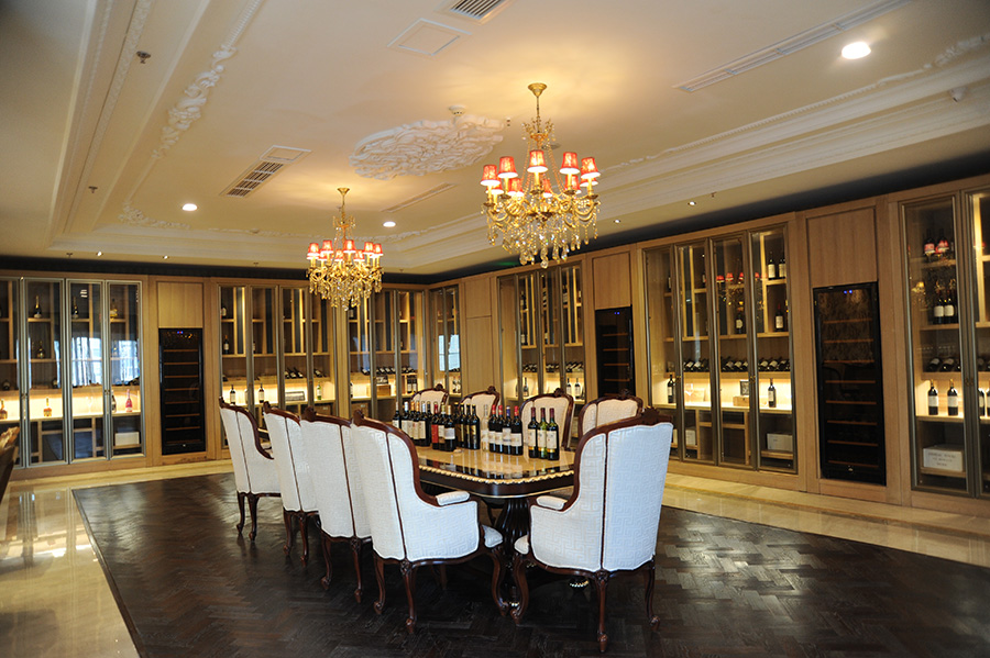 白鹿堡門店內(nèi)部